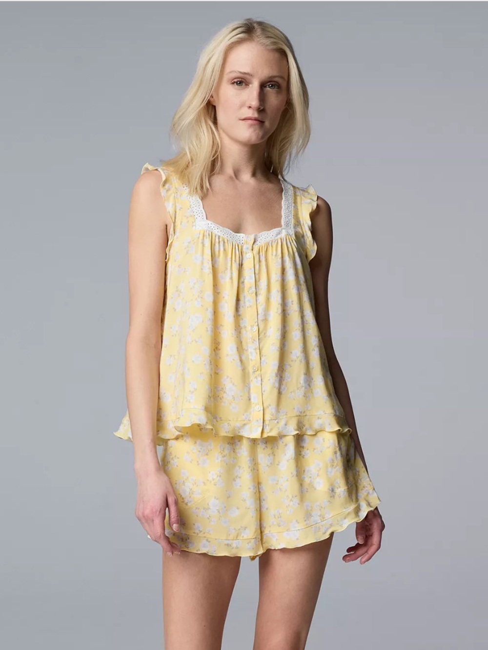 Women's Simply Vera Vera Wang Plain Weave Pajama Tank Top and Pajama Shorts Set
